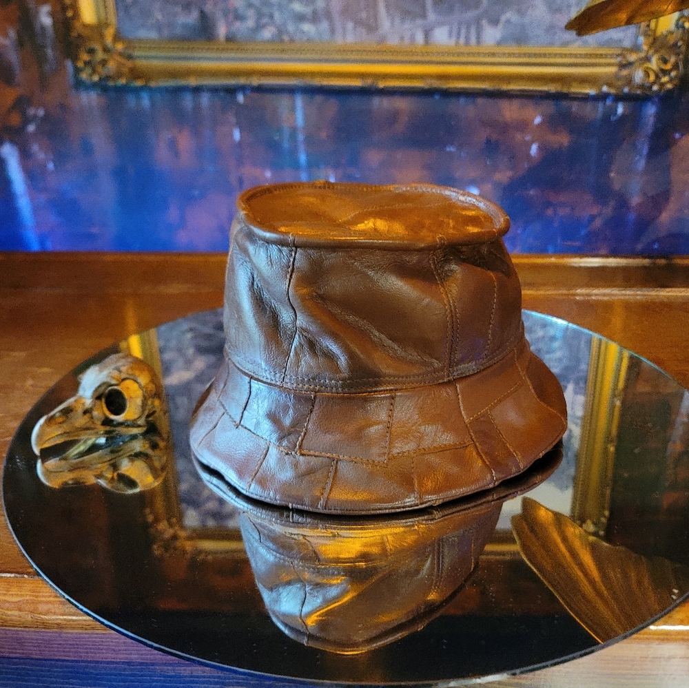 Vintage leather patch bucket hat - Picture 2 of 5